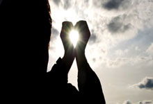 费耶诺德冲刺阶段防线松动，志在英超名次提升，更衣室稳定，资深球员宣示担当的简单介绍